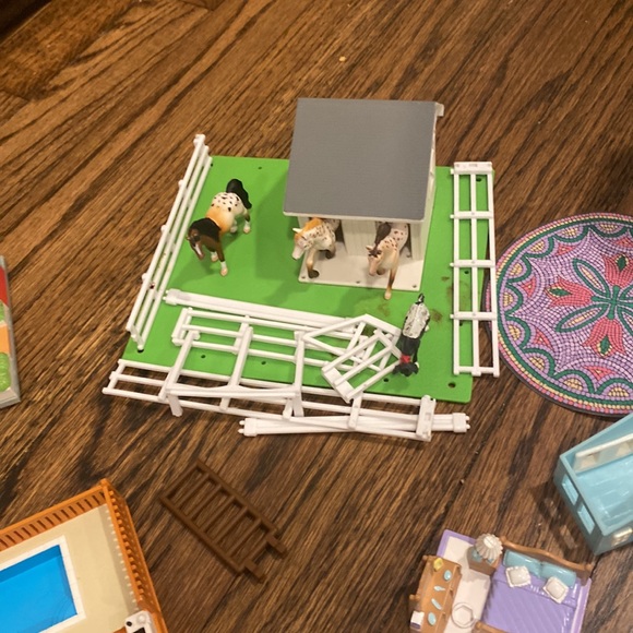 Polly Pocket!!   1994 Lewis Galoob Polly Pocket My Pretty Dollhouse and MORE - Picture 3 of 15